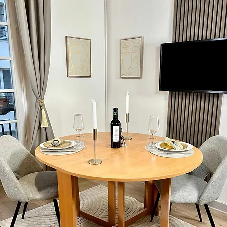 Appartamento Unique Near Notre-dame Parigi